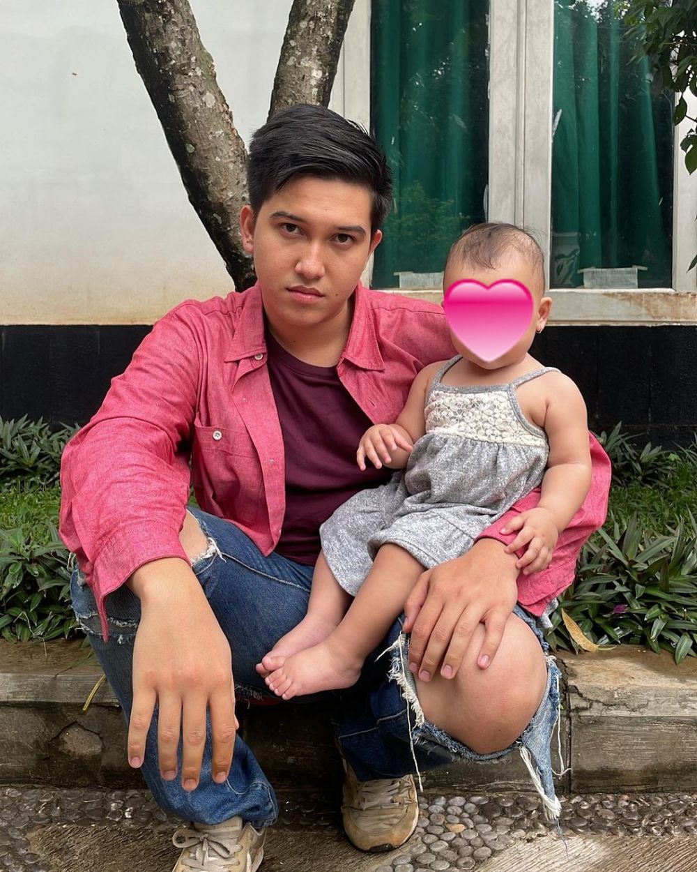 aktor alih profesi jadi penjual cilok © 2023 brilio.net