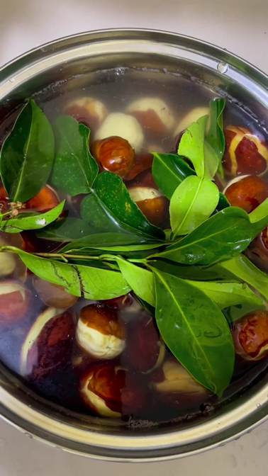 Bukan direbus kopi, ini cara basmi bau tak sedap pada jengkol pakai 2 bumbu dapur dalam 12 menit