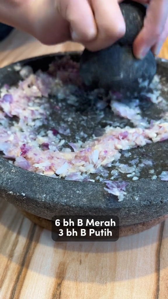 Tanpa baking powder, ini cara bikin bakwan jagung lebih lebar dan garing cuma tambah 1 bahan dapur