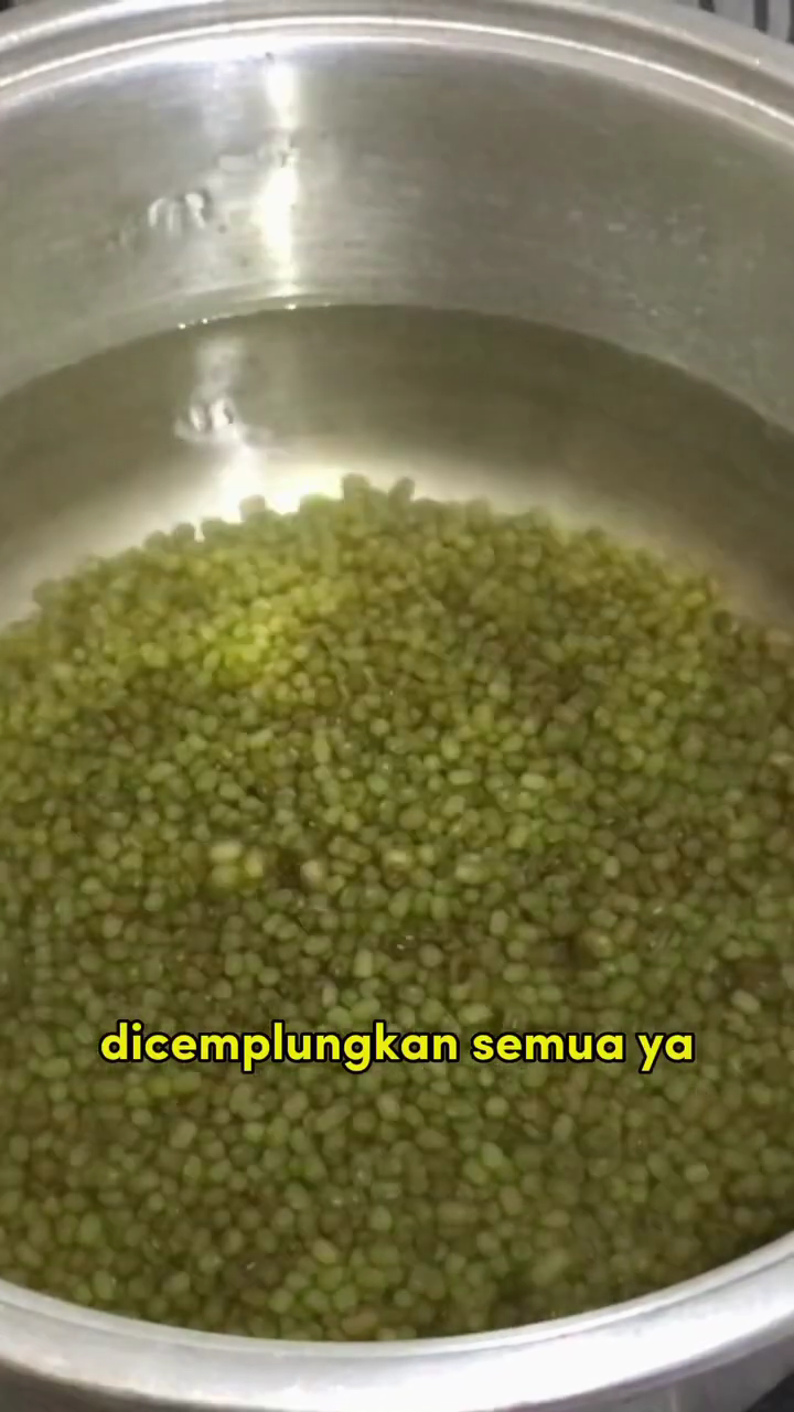 Tanpa perlu direndam dulu, ini cara merebus kacang hijau agar tak boros gas dan cepat empuk