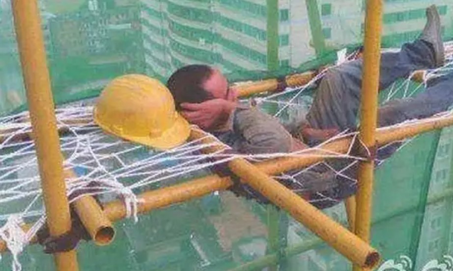 Cara kerja ekstrem kuli bangunan Berbagai sumber Cara kerja ekstrem kuli bangunan Berbagai sumber