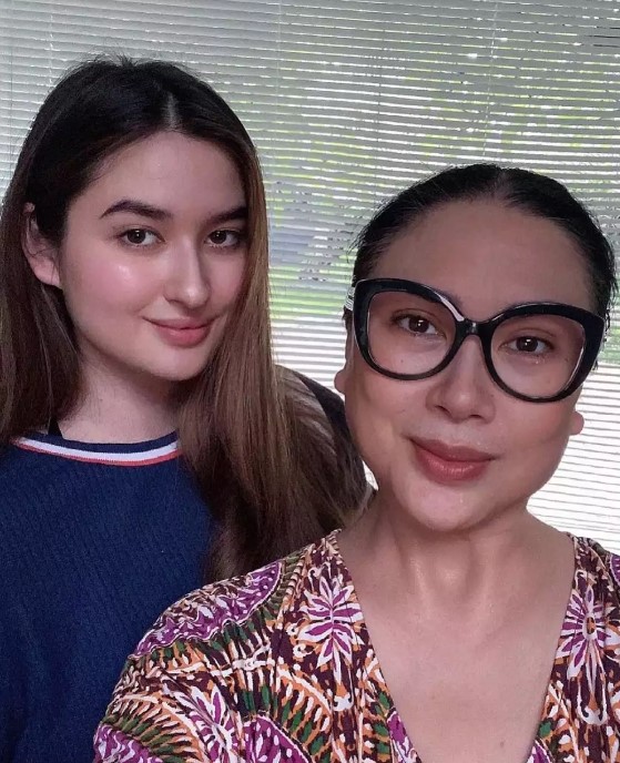 Titi DJ dengan Stephanie layaknya kakak adik © Instagram