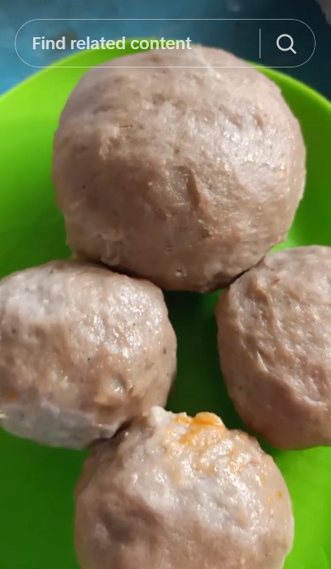 Jangan cuma pakai es batu, ini trik agar adonan bakso kenyal dan empuk pakai tambahan 1 bahan makanan