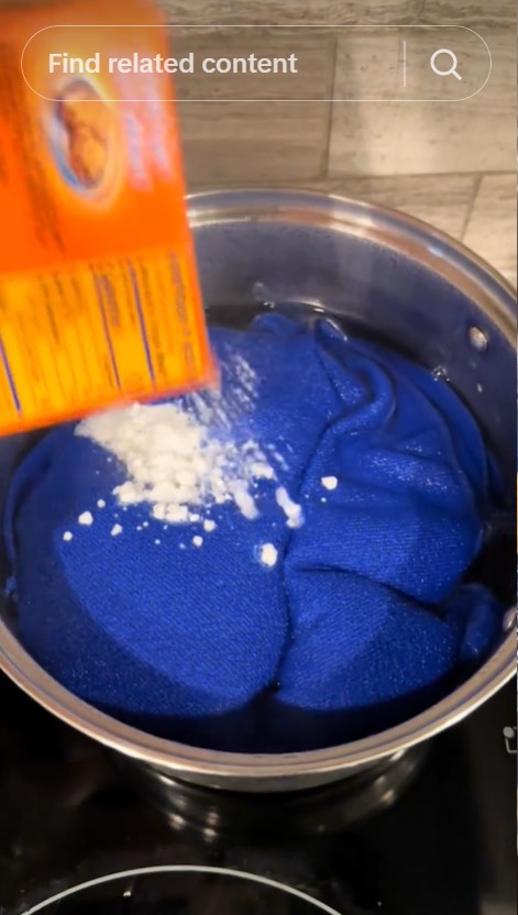 Tak perlu cuka atau baking soda, begini cara cepat bersihkan lap dapur agar bebas bau dan bakteri