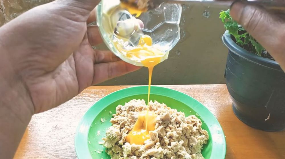 Pakai 2 bahan dapur, ini cara bikin makanan kucing supaya cepat gemuk dan berbulu tebal modal Rp5.000