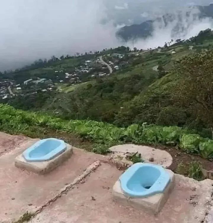  Tata letak jamban nyeleneh pol Berbagai sumber