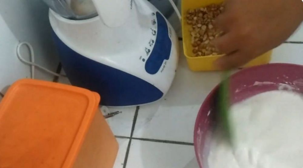 Trik bikin adonan rempeyek yang renyah tahan lama dan tak berminyak, cukup tambah 2 bahan dapur