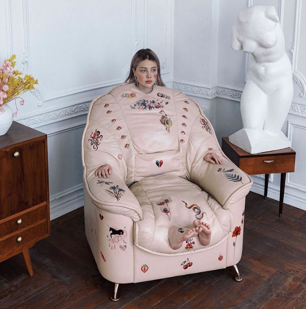 Potret desain sofa menipu mata Berbagai sumber