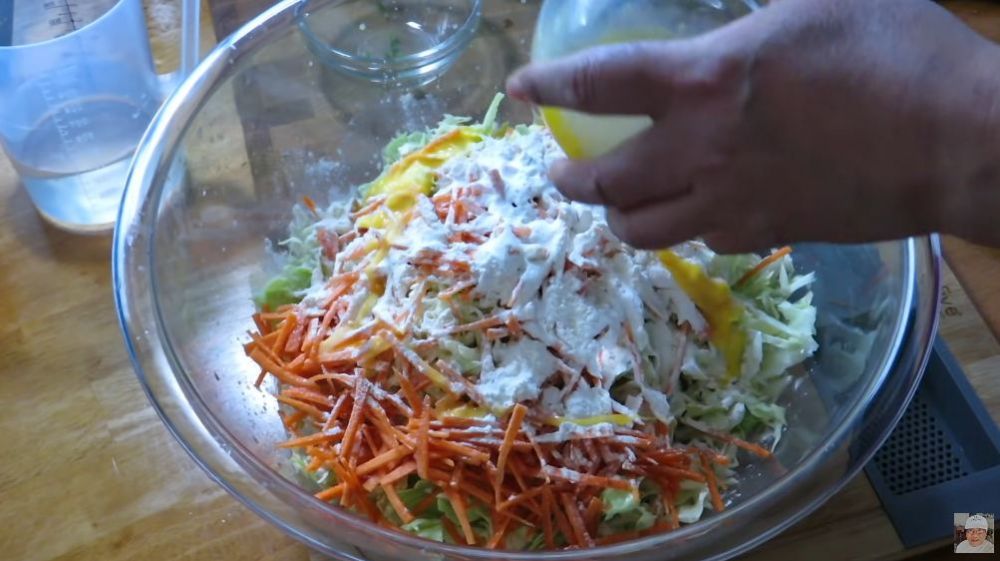 Tanpa tambahan baking soda atau mentega, ini cara bikin bakwan sayur renyah, keriting, dan antilembek