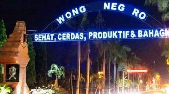 Tulisan nggak lengkap di tempat umum Berbagai sumber