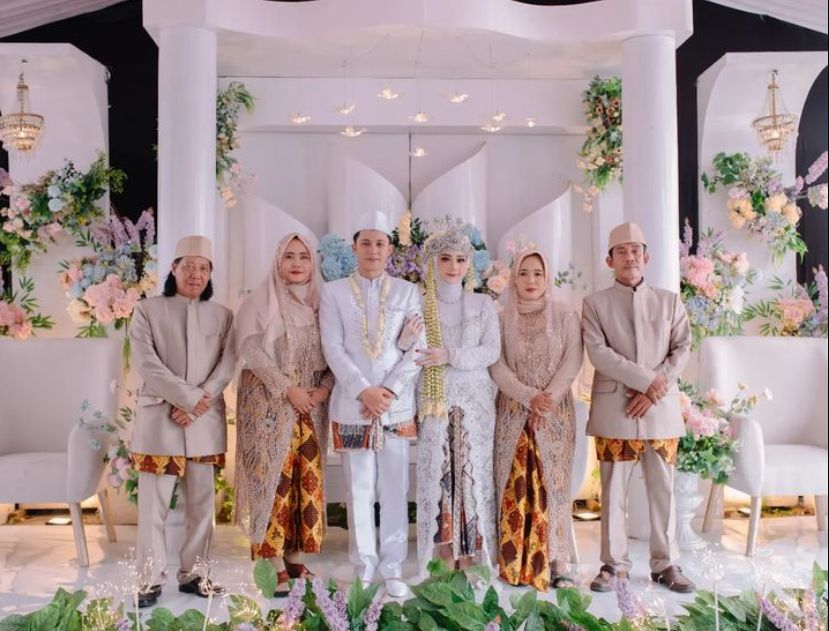 momen pernikahan anak mastur © instagram momen pernikahan anak mastur © instagram