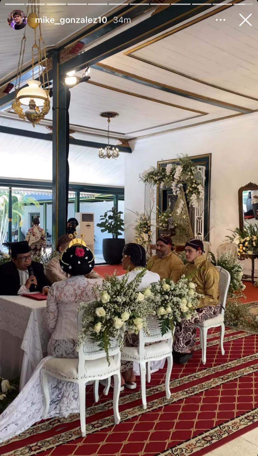 momen haru akad nikah amanda gonzales © instagram momen haru akad nikah amanda gonzales © instagram