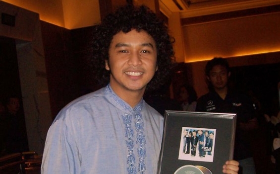 potret lawas penyanyi usia 40-an © 2023 brilio.net potret lawas penyanyi usia 40-an © 2023 brilio.net