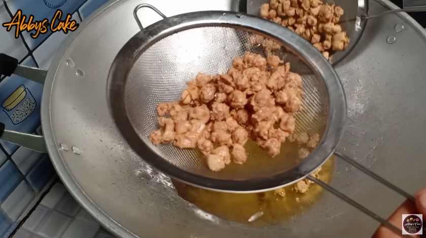 Tanpa terigu atau tepung beras, ini cara bikin kacang telur renyah tahan lama pakai 1 bahan dapur