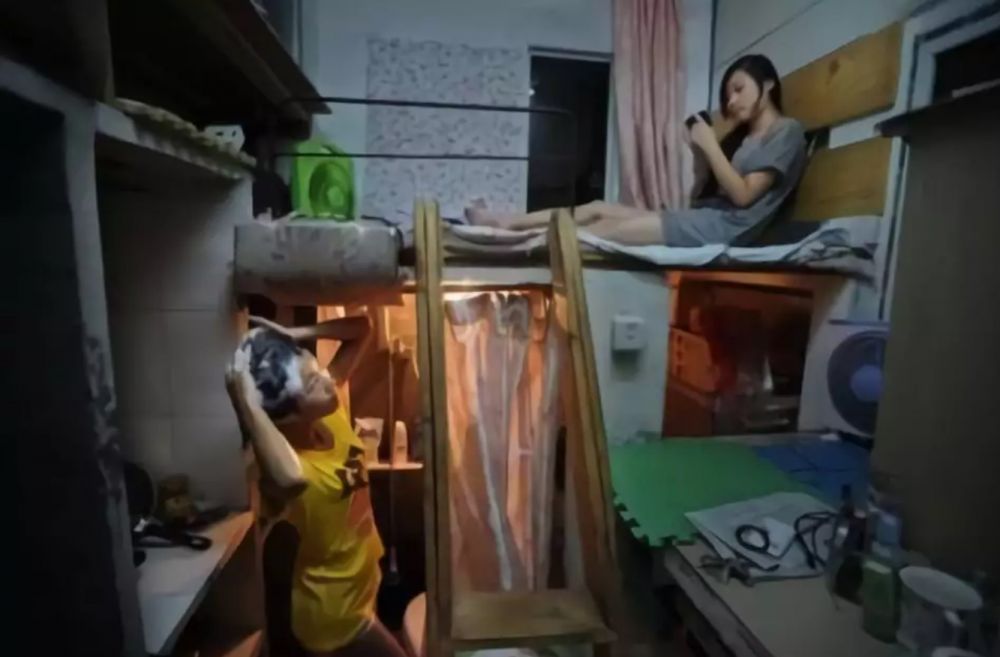 Potret kocak desain nyeleneh kamar mandi Berbagai sumber