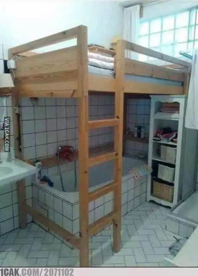 Potret kocak desain nyeleneh kamar mandi Berbagai sumber