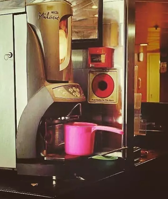 Potret alih fungsi gayung Berbagai sumber