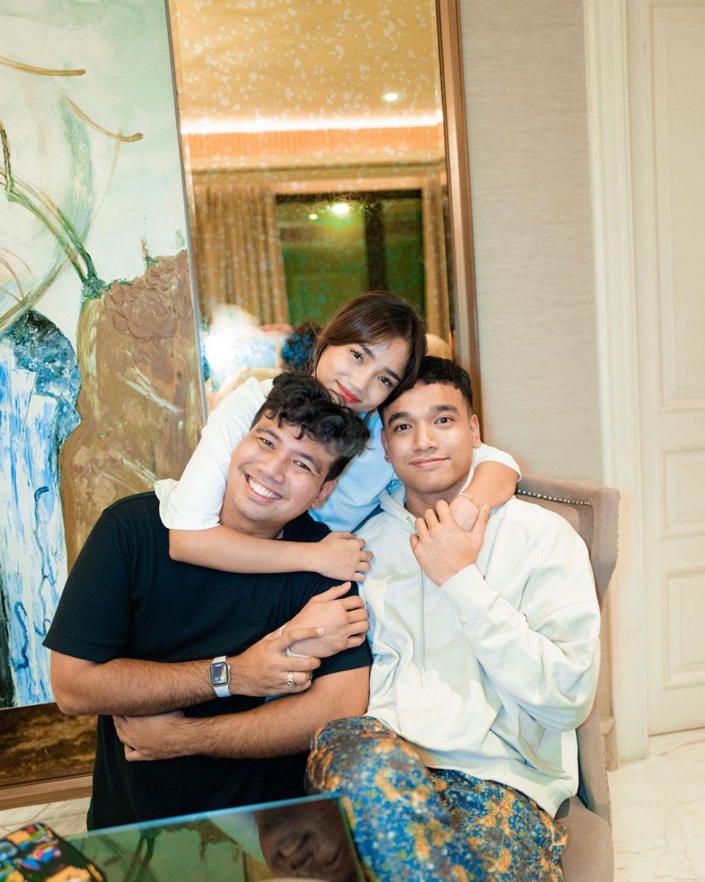 Momen ultah Fuji ke-21 tahun, pesan haru sang ayah bikin mewek © 2023 brilio.net