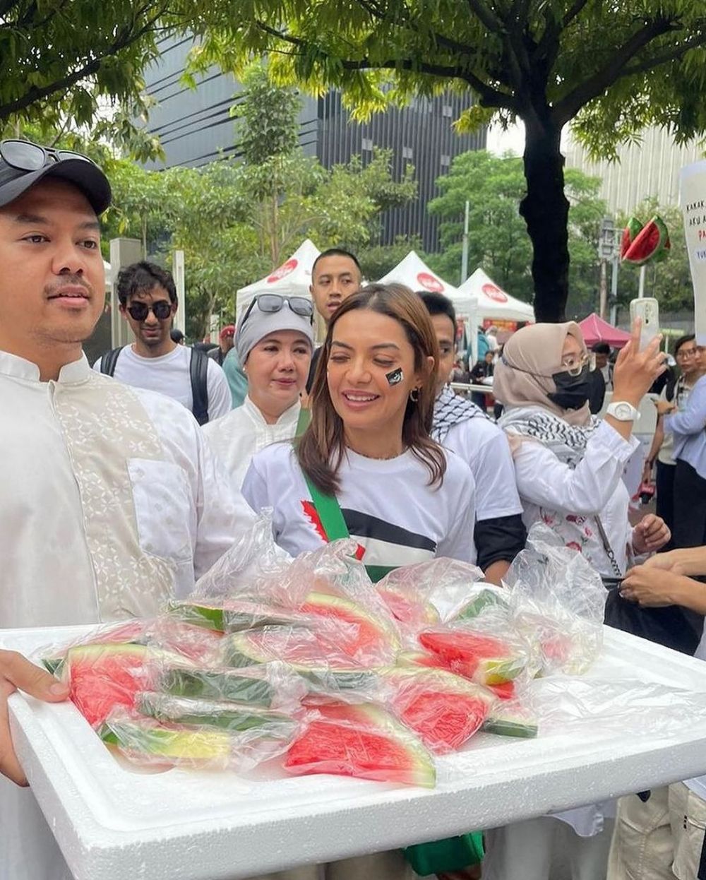 seleb ikut Aksi Bela Palestina © 2023 brilio.net seleb ikut Aksi Bela Palestina © 2023 brilio.net