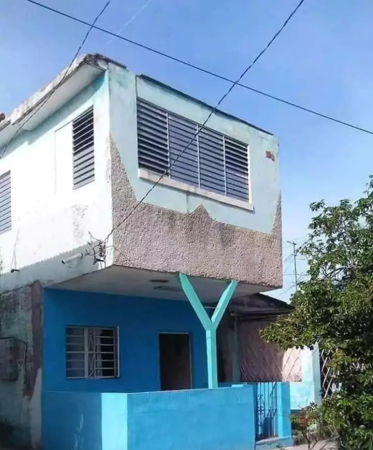 Potret kocak desain nyeleneh rumah Berbagai sumber