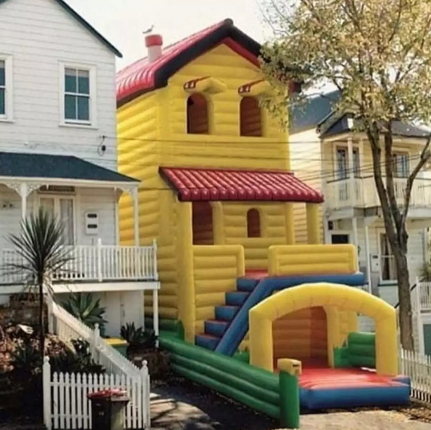 Potret kocak desain nyeleneh rumah Berbagai sumber