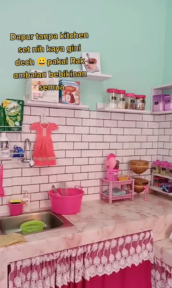potret dapur tanpa kitchen set visualnya nyegerin mata © berbagai sumber