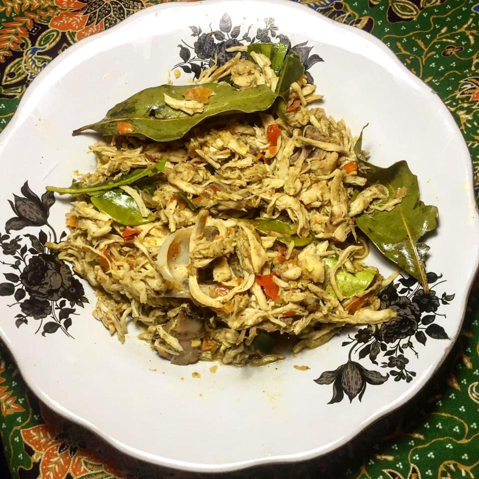 25 Resep olahan ayam suwir pedas, gurih dan lezatnya bikin nambah