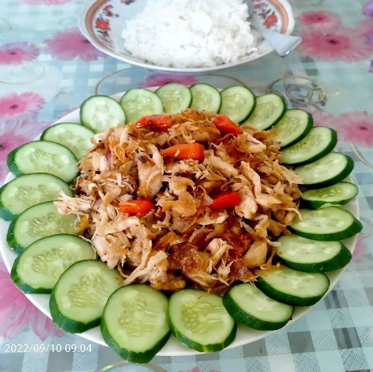 25 Resep olahan ayam suwir pedas, gurih dan lezatnya bikin nambah