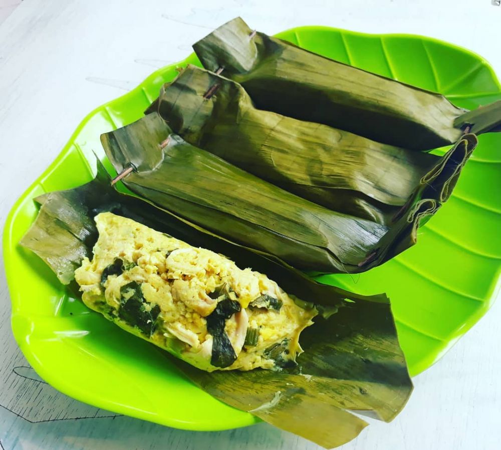 21 Cara membuat pepes ayam kemangi, simpel dan bikin nagih