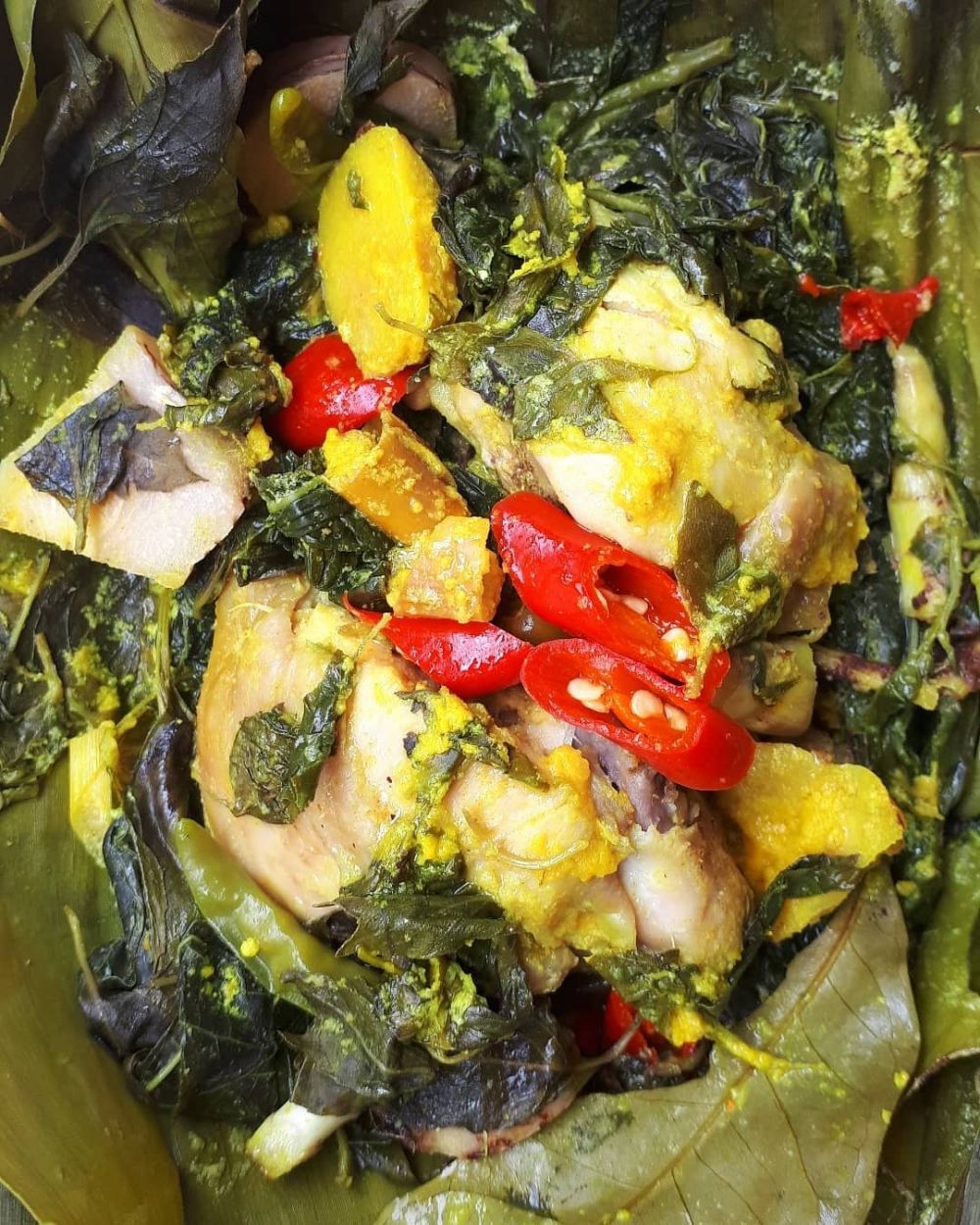 21 Cara membuat pepes ayam kemangi, simpel dan bikin nagih