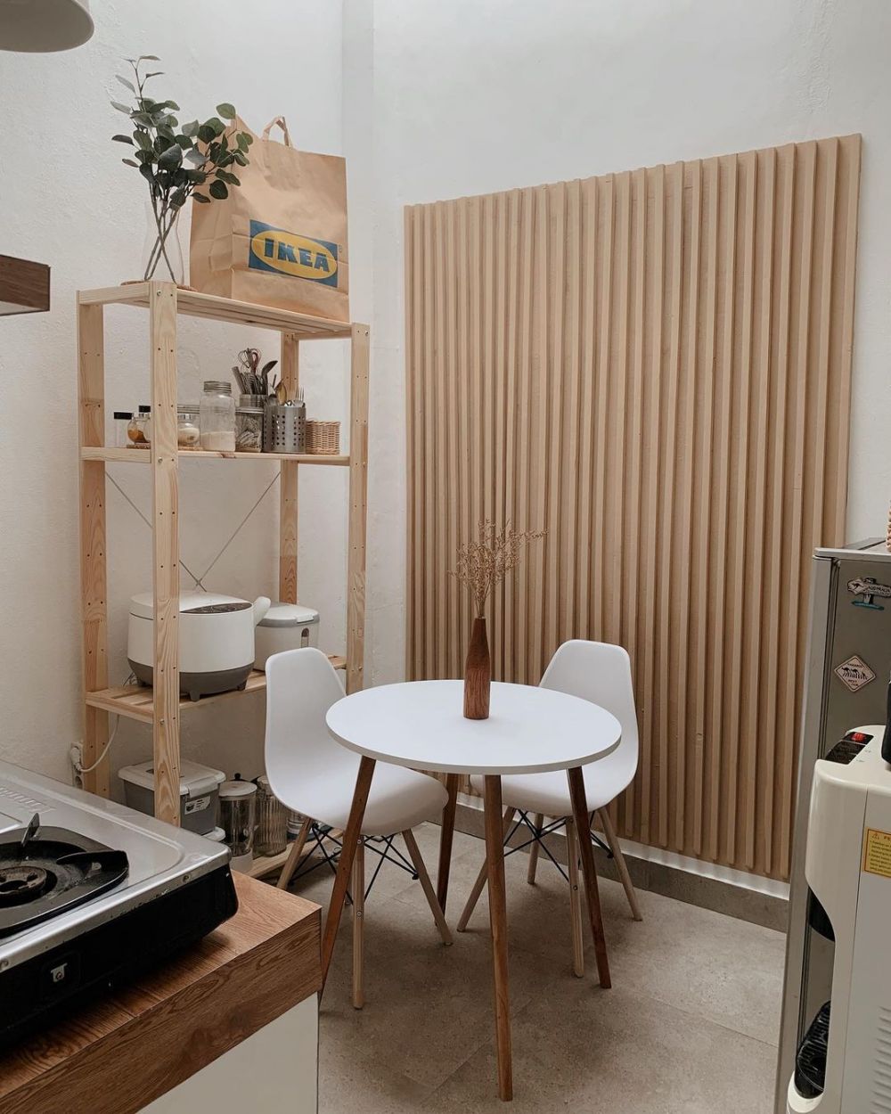 dapur meja mungil tanpa kitchen set © 2023 brilio.net