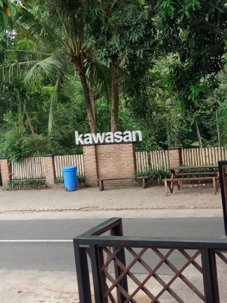 Potret kocak tulisan nggak tuntas Berbagai sumber