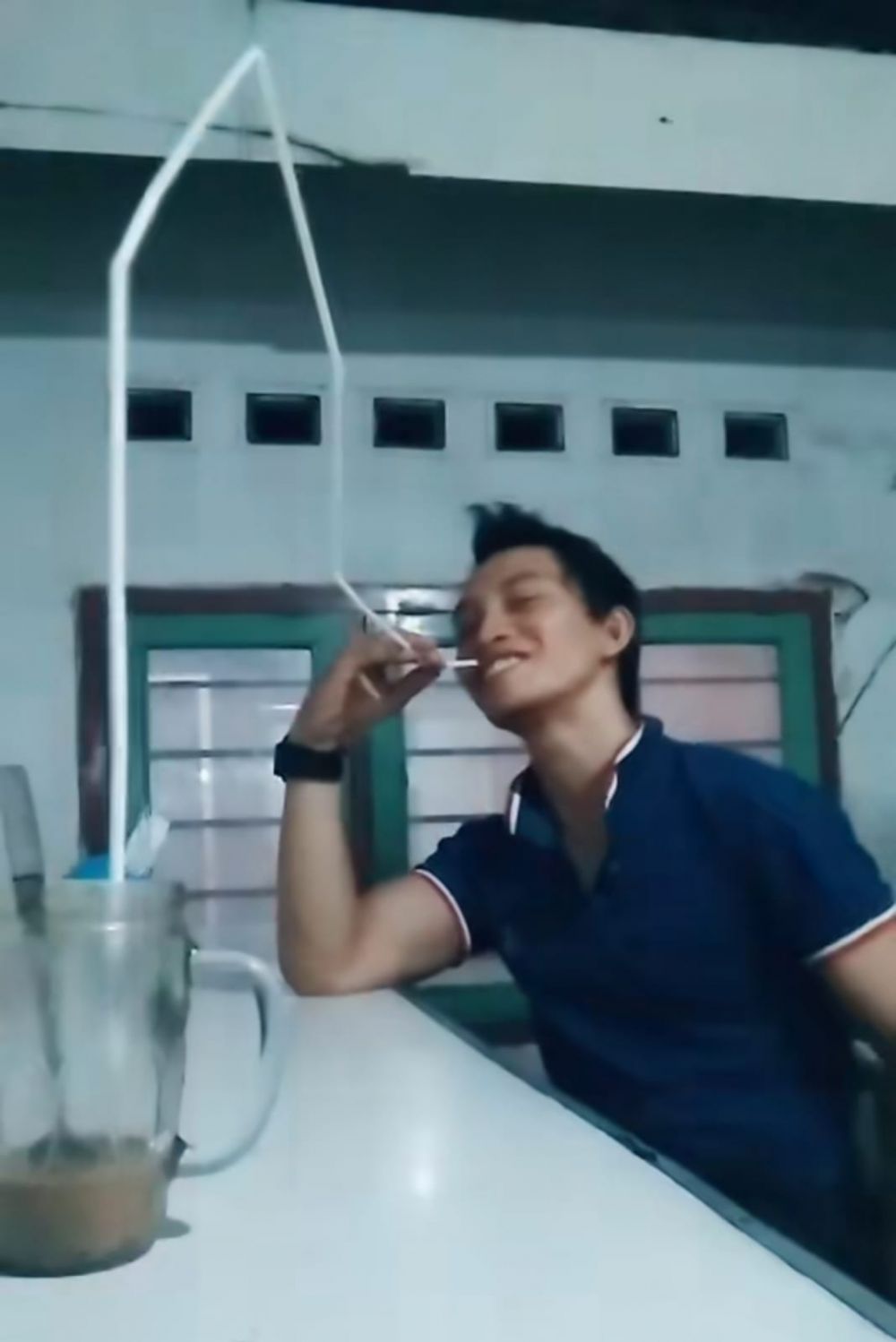 desain sedotan ngawur berbagai sumber