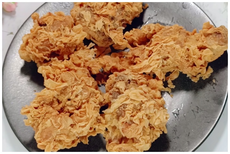 Tanpa baking soda dan putih telur, ini trik bikin ayam goreng krispi yang keriting dan renyah seharian