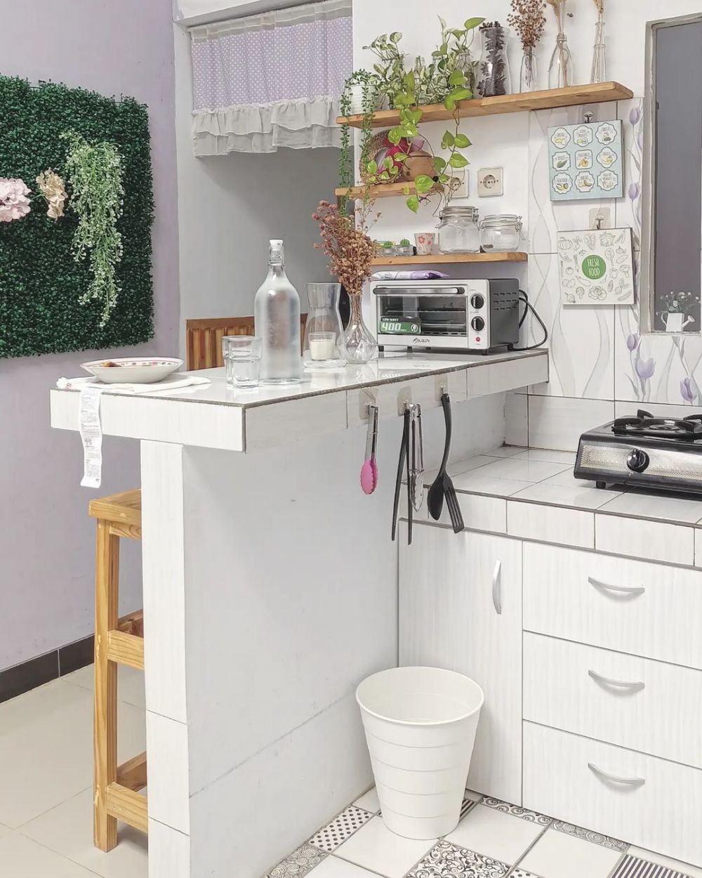 dapur mungil mini bar sederhana tapi estetik © 2023 brilio.net