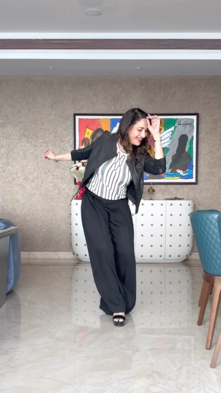 seleb usia setengah abad bak abg © instagram seleb usia setengah abad bak abg © instagram