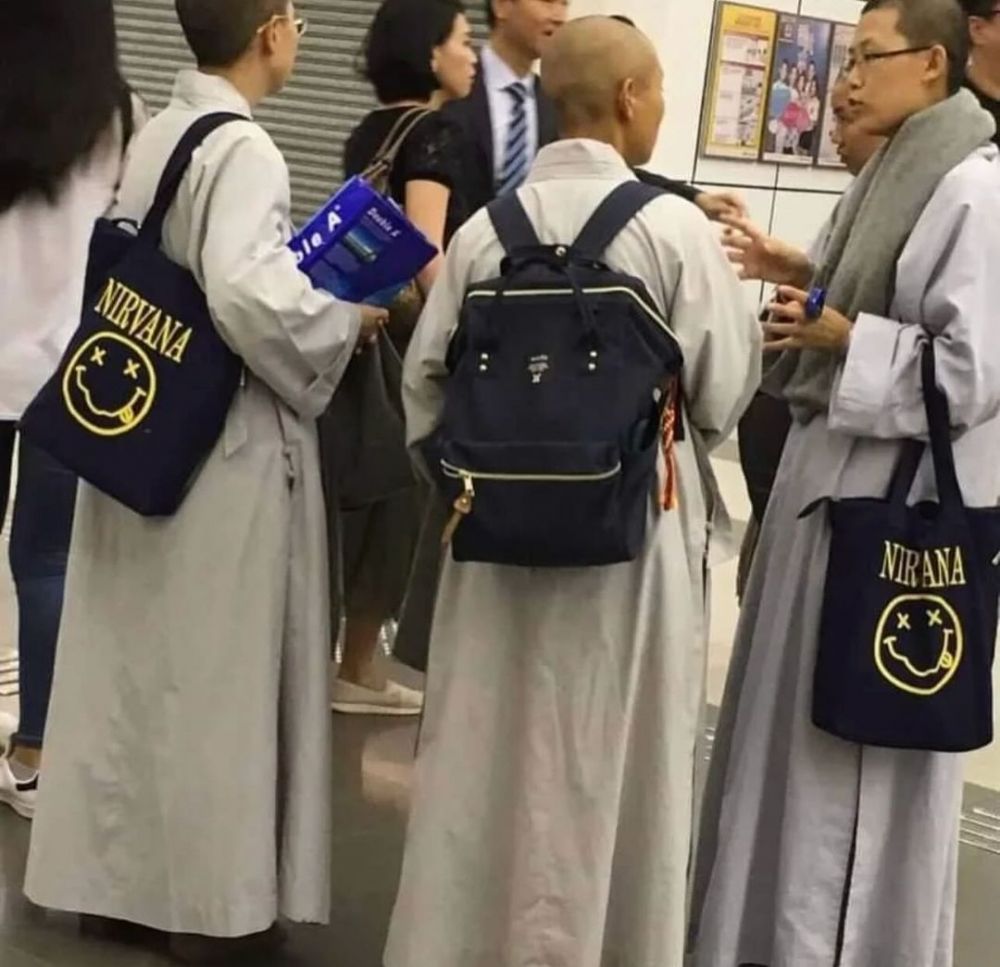 Potret kocak salah kostum Berbagai sumber