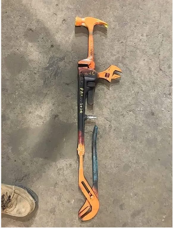 palu nyeleneh pol berbagai sumber