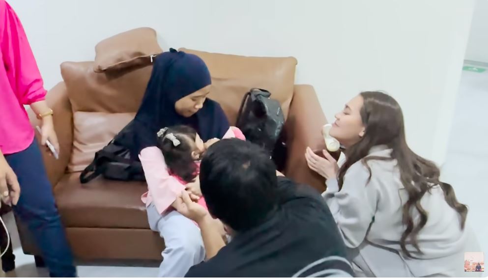 momen aaliyah dan thariq halilintar tunggu aurel lahiran © berbagai sumber momen aaliyah dan thariq halilintar tunggu aurel lahiran © berbagai sumber