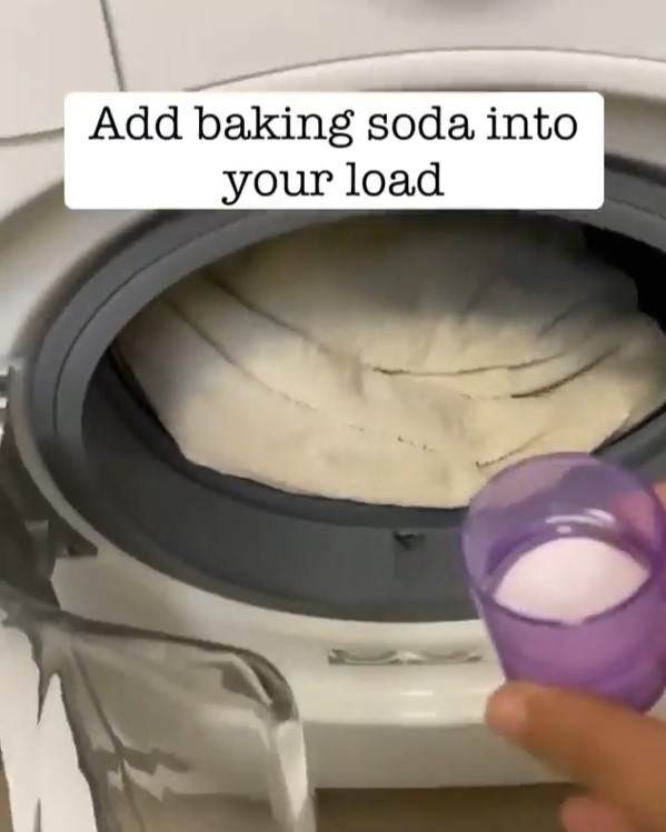 cuci handuk agar nggak kaku © Instagram