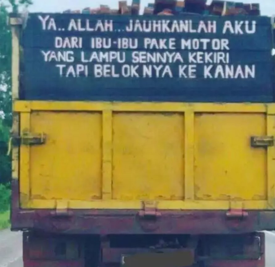 Potret kocak pantat truk Berbagai sumber