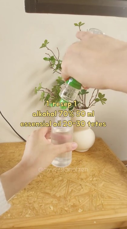 bikin pakaian anti-lecek saat dijemur © TikTok bikin pakaian anti-lecek saat dijemur © TikTok