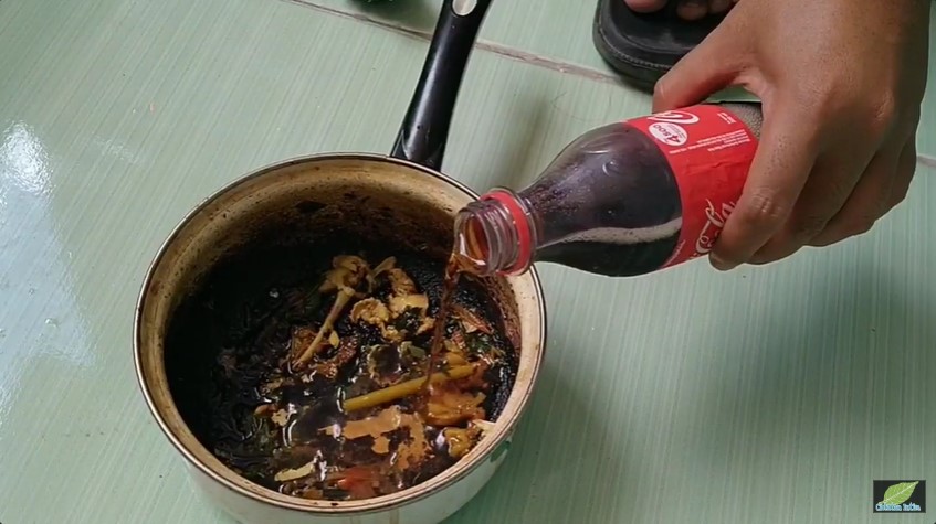 Modal Rp5.000-an, ini cara bersihkan noda gosong di dasar panci agar kinclong tanpa sitrun atau cuka