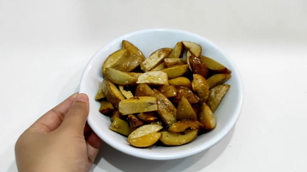 Cukup pakai 1 bahan, ini trik menggoreng jengkol agar empuk dan tak bau meski disimpan berhari-hari