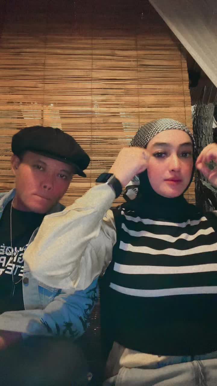 potret pacar sule beda 18 tahun © berbagai sumber potret pacar sule beda 18 tahun © berbagai sumber