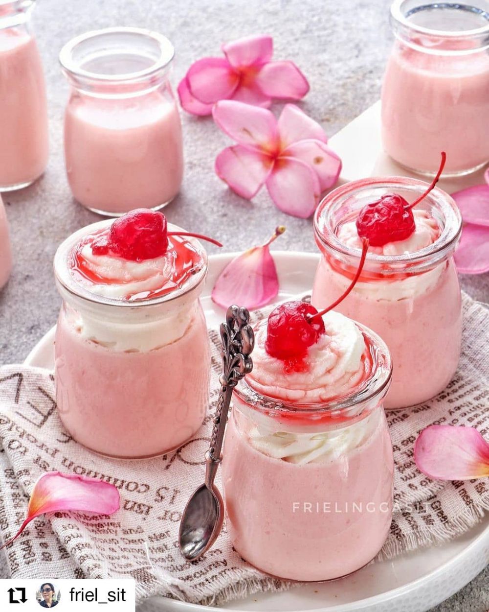 20 Resep silky puding, lembut, manis, dan gampang dibuat