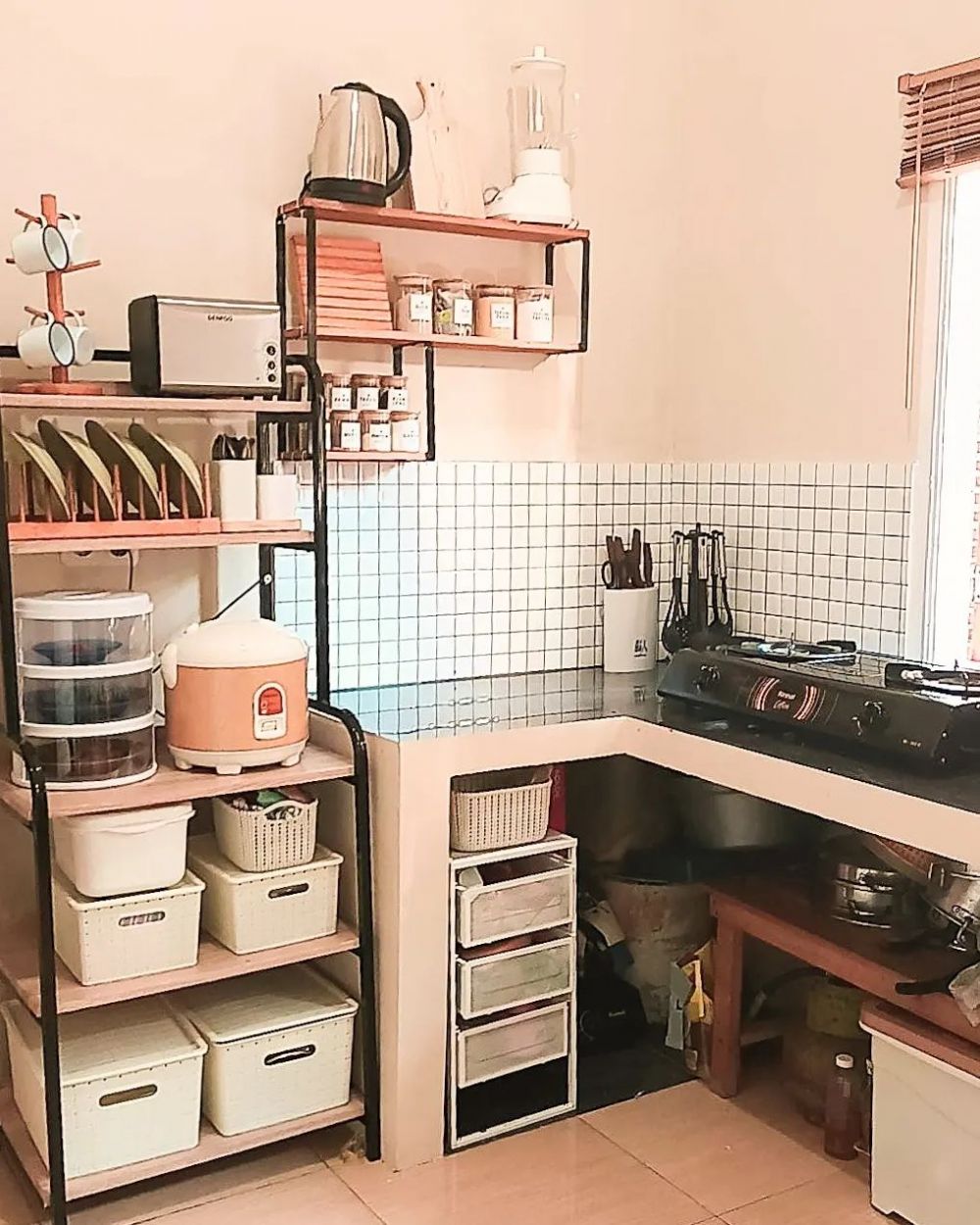 dapur simpel japandi estetik © 2023 brilio.net