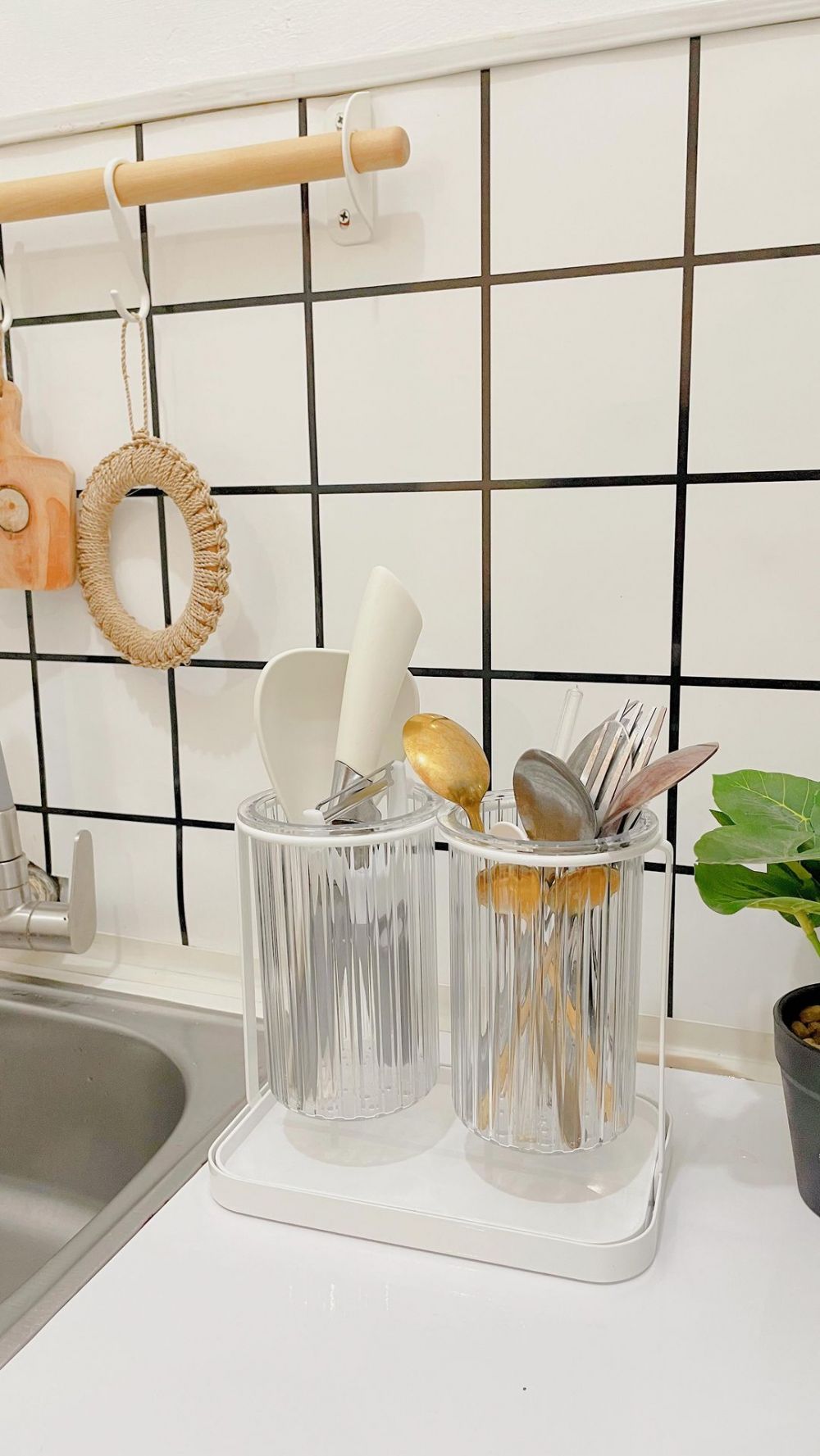 dapur segaris rumah subsidi estetik © 2023 brilio.net