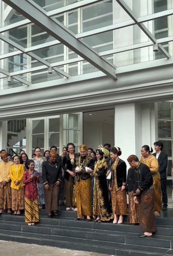 momen nikah Revalina S Temat & Samuel Zylgwyn di sinetron bikin syok © berbagai sumber