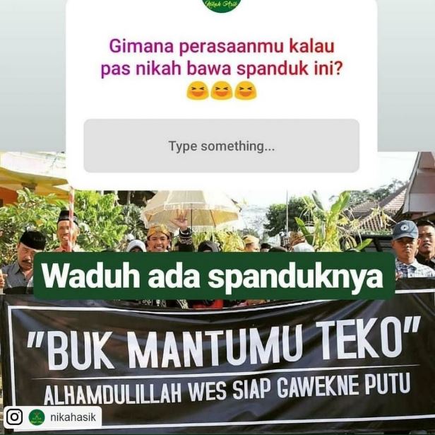 Potret kocak tulisan spanduk pernikahan Berbagai sumber Potret kocak tulisan spanduk pernikahan Berbagai sumber